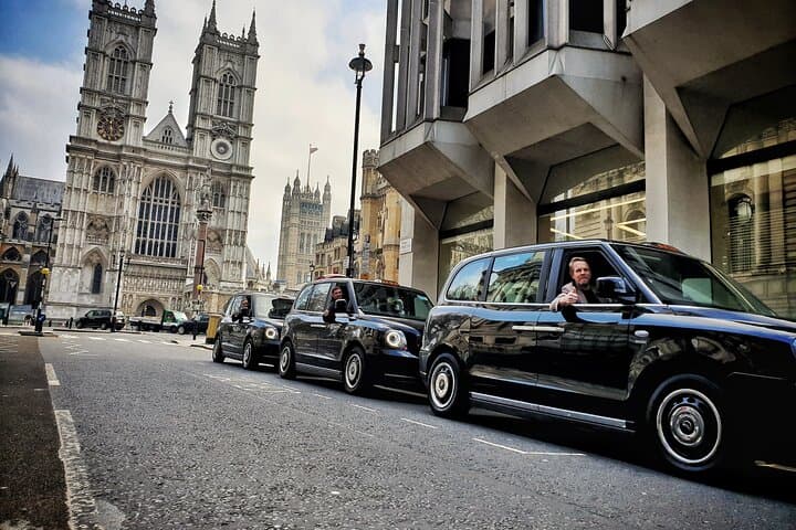 Heathrow Layover Tours: Private London Black Cab Sightseeing (3–8 hrs) photo 3