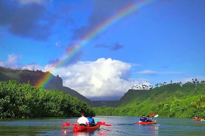 Kauai Kayak & Hike to Secret Falls: Guided Wailua River Adventure