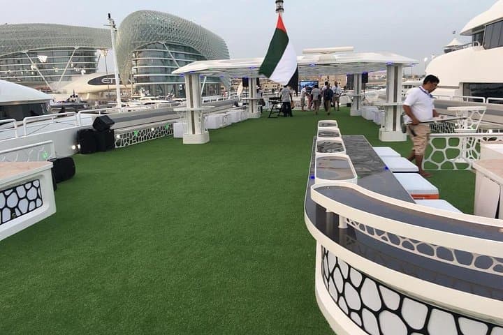Sunset Dinner Cruise on Lotus Mega Yacht — Dubai Marina to Atlantis photo 4