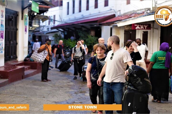 Stone Town Walking Tour: Insider's Guide to Zanzibar's Historic Streets