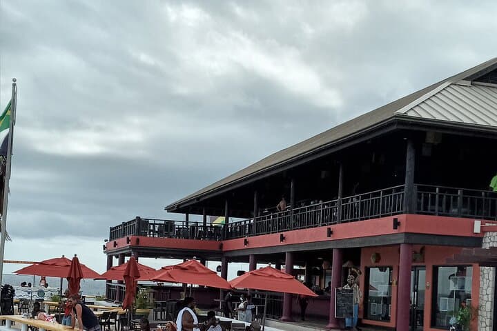 Negril Day Trip from Ocho Rios: Rick's Cafe, Seven Mile Beach and Island Drive photo 6