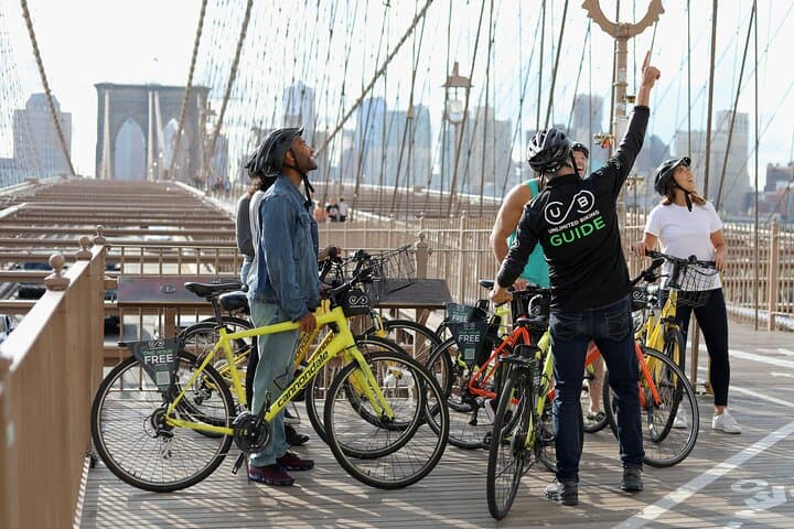 Private Brooklyn Bridge Guided Bike Tour — 2-Hour Lower Manhattan Cycling Experience photo 5