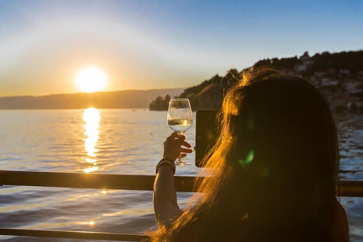 Ohrid Lake Sunset Cruise: 1.5‑Hour Champagne Boat Tour photo 3