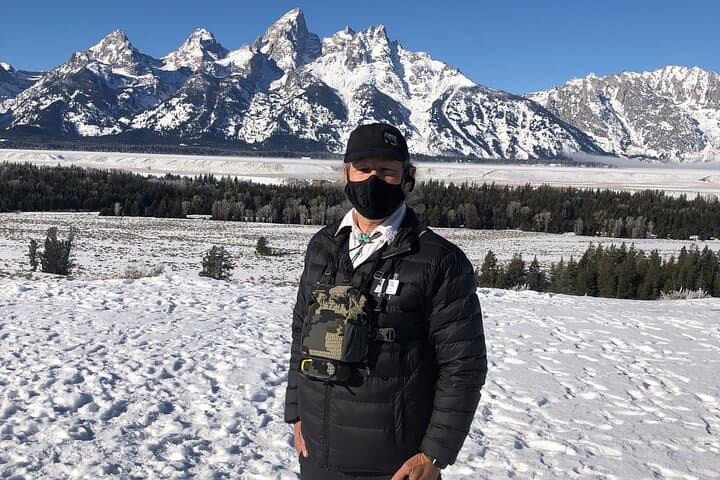 Winter Grand Teton Tour & National Elk Refuge Sleigh Ride — Half-Day Wildlife Photo Safari photo 4