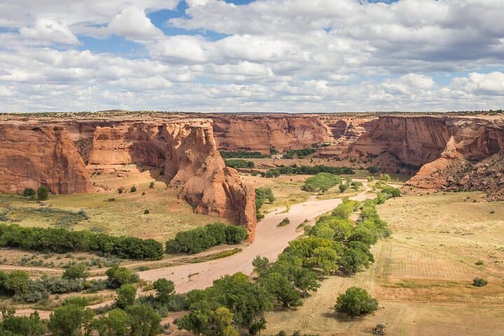 Scenic Air Charter Over Bryce Canyon & Capitol Reef — 3-Hour Flight from Moab photo 5