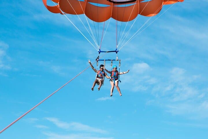 Parasailing Over Punta Cana: 15‑Minute Sky Ride Above Bávaro Beach photo 5