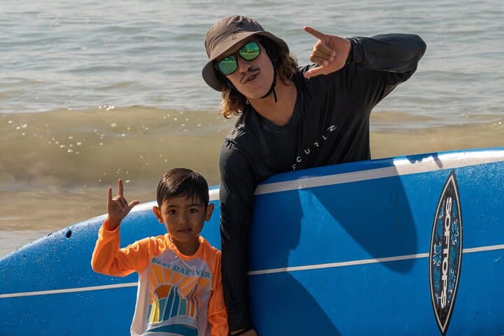 Punta de Mita 2-Hour Beginner Surf Lessons with Family Instructors photo 3
