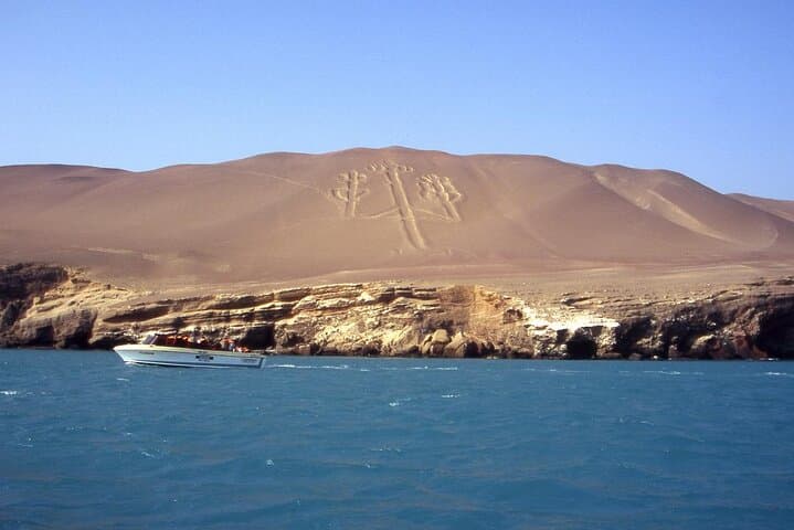 Ballestas Islands Morning Wildlife Cruise from Paracas — 2-Hour Boat Tour with Entrances photo 6