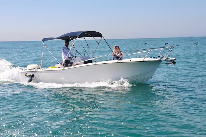 Explore Rio’s Iconic Beaches on a Half-Day Swim and Speedboat Tour photo 4