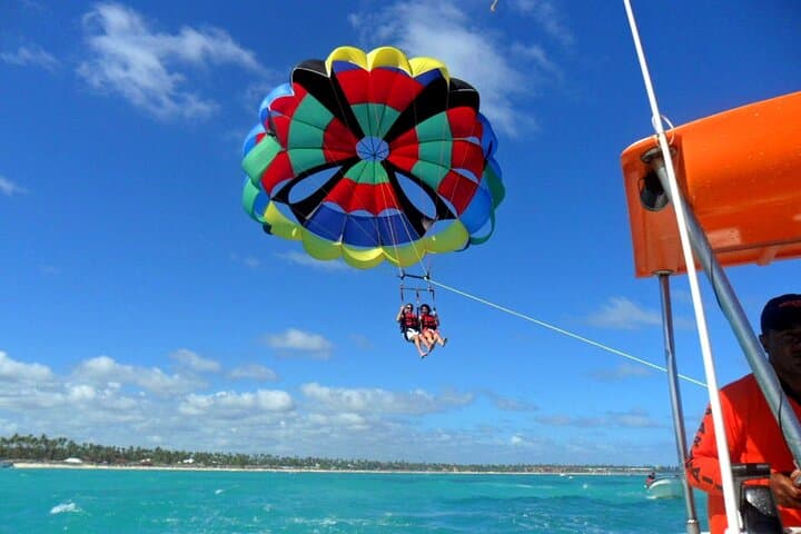 Punta Cana Parasailing Over Bávaro Beach: 15-Min Aerial Adventure