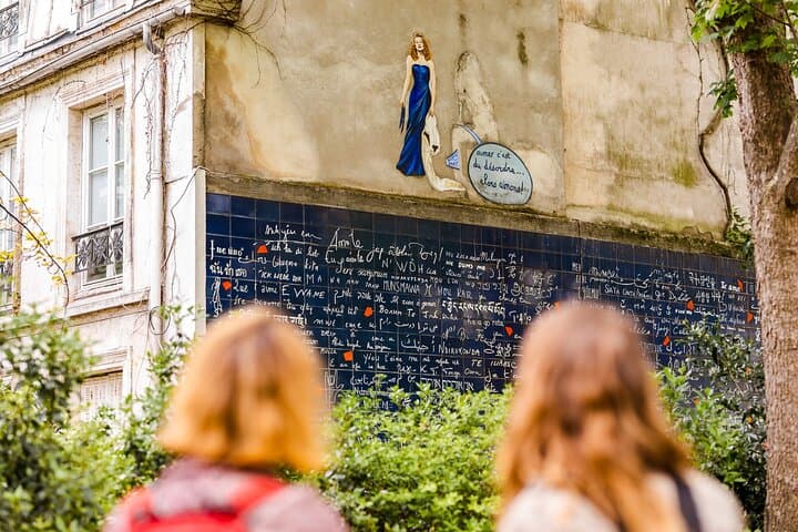 Private Paris Half-Day: Personalized Walking Tour with a Local Host