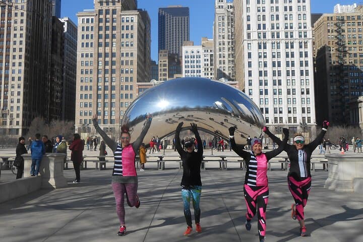 Chicago Highlights Running Tour: Lakeshore to The Loop Guided Run