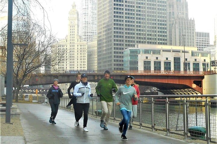 Chicago Highlights Running Tour: Lakeshore to The Loop Guided Run photo 5
