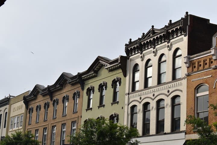 Strolling Savannah: Self-Guided Audio Walk from Johnson Square to Independent Presbyterian