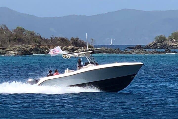 Private 6-Hour Island Hopping Charter in the US Virgin Islands — 500hp HydroSport photo 2