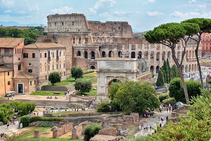 Private Colosseum and Ancient Rome Guided Tour — Colosseum, Forum & Palatine photo 2