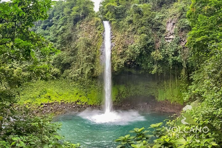 La Fortuna Full Day: Arenal Volcano, La Fortuna Waterfall & Hanging Bridges