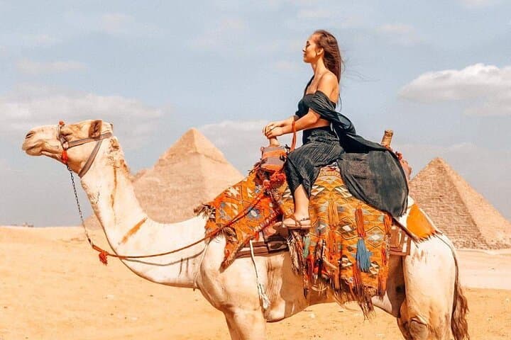 Luxury Camel Ride Around the Giza Pyramids — Panoramic Private Tour from Cairo photo 2