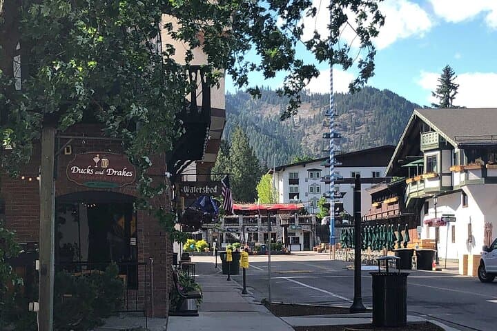Leavenworth Audio Walking Tour — Beaches, Bites & Bavarian Charm photo 4