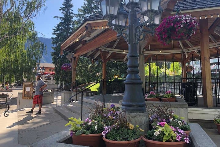 Leavenworth Audio Walking Tour — Beaches, Bites & Bavarian Charm photo 6