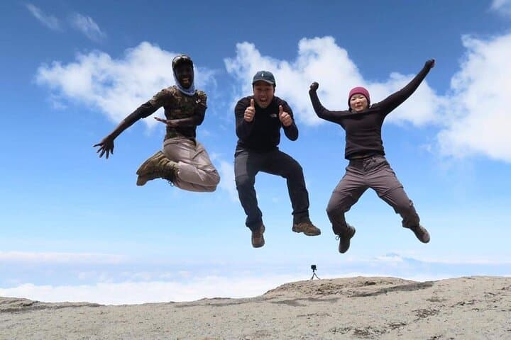 6-Day Machame Route Kilimanjaro: Complete Guide to Reaching Uhuru Peak