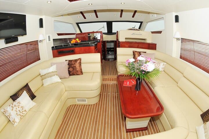 Dubai private 3-hour luxury yacht charter with optional jet ski photo 3