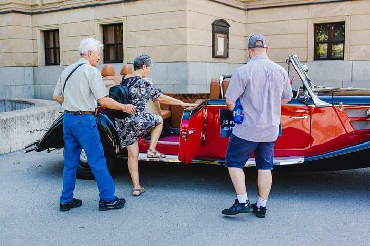 Prague Vintage Car Sightseeing: 60-Minute Private Tour in a Classic Mercedes photo 2