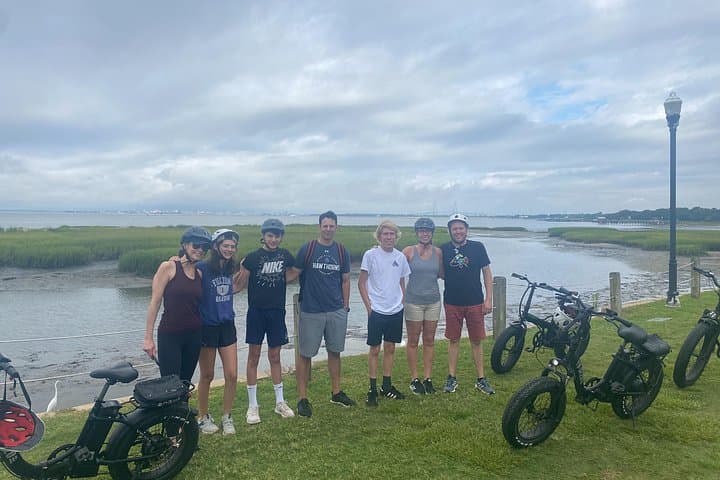 Charleston Shores eBike Tour: Mount Pleasant to Sullivan's Island photo 4