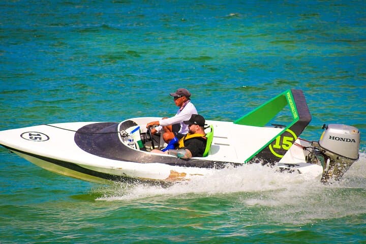Night Speedboat Crocodile Tour in Nichupte Lagoon, Cancun photo 3