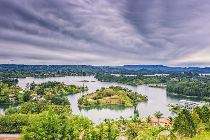 Day Trip to Guatapé & El Peñol: Boat Tour, Town Color, and 740 Steps photo 4