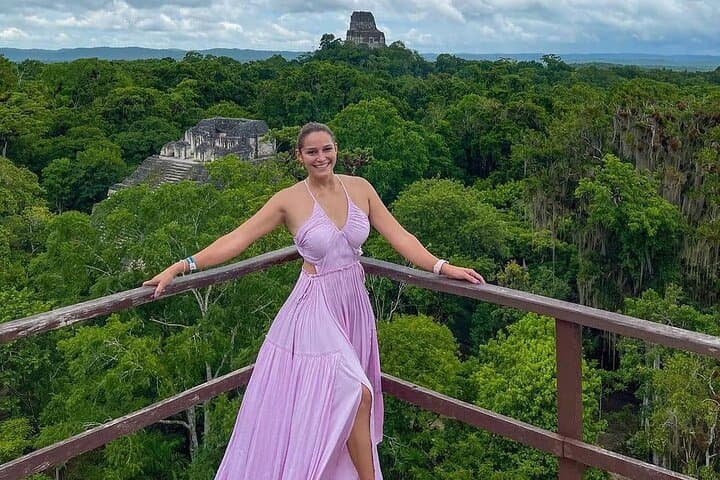 Exploring Tikal: Full-Day Private Tour from Flores to the Ancient Mayan City