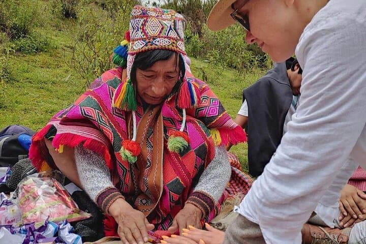 Half‑Day Shamanic Healing Near Cusco — Pachamama Offerings & Coca Oracle photo 4