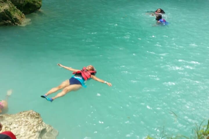 Montego Bay to Ocho Rios: Horseback Swim, Bamboo Rafting & Blue Hole Adventure photo 3