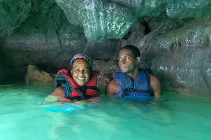 Montego Bay to Ocho Rios: Horseback Swim, Bamboo Rafting & Blue Hole Adventure photo 5