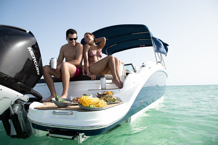 Cozumel Private Charter: 27 ft Sea Ray to El Cielo and Isla Pasión photo 4