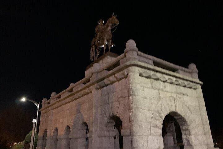 Chicago Lincoln Park Ghost Investigation Tour — Haunted Cemetery, Suicide Bridge & St. Valentine’s Site photo 2