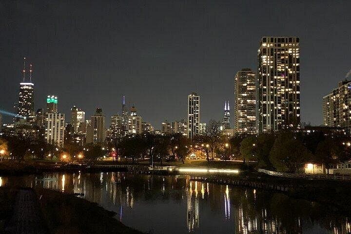 Chicago Lincoln Park Ghost Investigation Tour — Haunted Cemetery, Suicide Bridge & St. Valentine’s Site photo 4