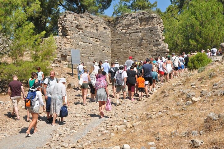 Full-Day Manavgat Waterfall, Green Lake & Oymapınar Dam Tour from Side photo 3
