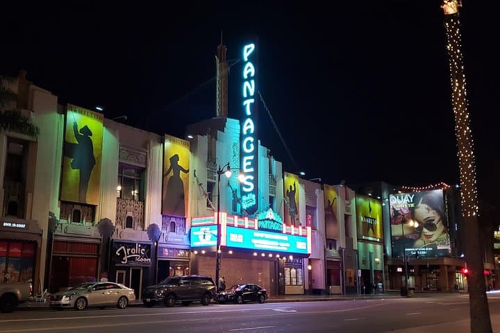 Haunted Hollywood Walking Tour: True Crime After Dark in Hollywood photo 3