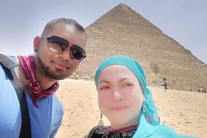 Giza Pyramids & Nile Dinner Cruise: Private Guided Tour with Belly Dancer photo 6