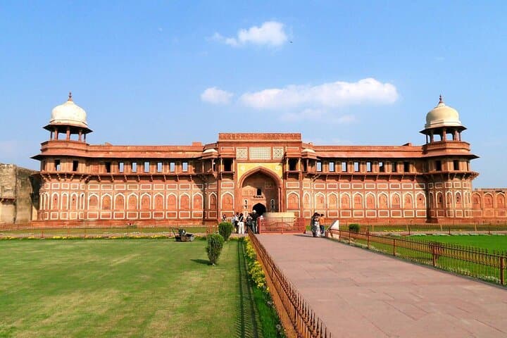 15-Day Private Rajasthan & Taj Mahal Tour from Delhi: Forts, Lakes and Desert Safaris photo 3