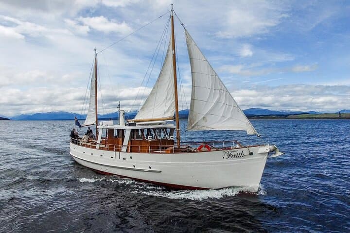 Te Anau Historic Motor Yacht Cruise & Guided Walk into South Fiord photo 2