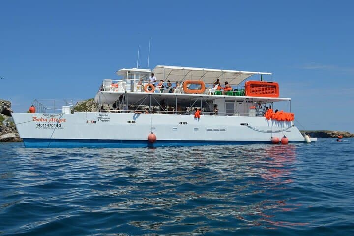 Marietas Islands Snorkel Cruise: All‑Inclusive Day Trip from Puerto Vallarta photo 2