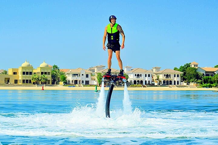 Flyboarding in Dubai: La Mer & Palm Jet-Blade Flyboard Experience