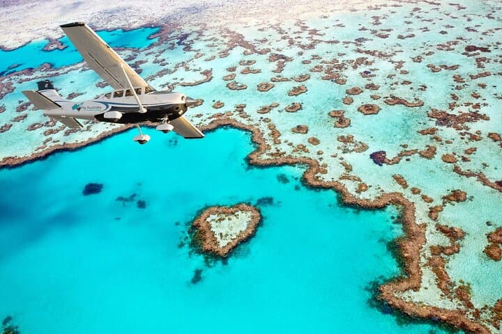 Whitsunday Islands & Heart Reef Scenic Flight — 1-Hour Air Tour from Airlie Beach