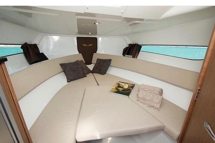 Dubai 3-Hour Private Sea Cruise — Swim, Sun & Sightsee from Dubai Marina photo 3