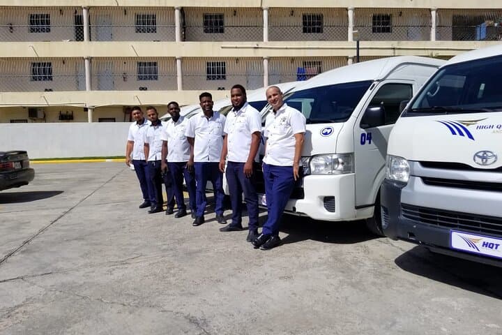 Private Transfer from Punta Cana Airport (PUJ) to Miches Playa Esmeralda — Comfortable One‑Way Ride photo 2
