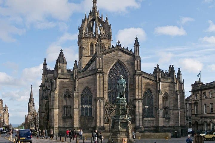 Explore Edinburgh: Self-Guided Audio Walking Tour of the Royal Mile & Castle photo 5