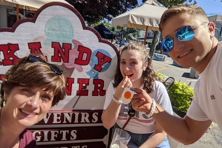 Groovy Grand Rapids Scavenger Hunt: Live-Hosted City Quest photo 6
