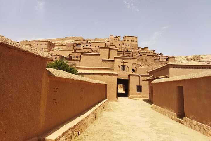 4-Day Fez to Marrakech Sahara Trek: Camel Dunes, Todgha Gorges & Atlas Passes